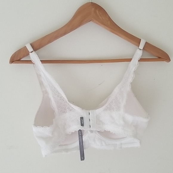 Bra - Picture 2 of 3